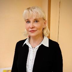 Комарова Елена